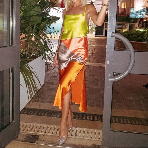 ASOS DESIGN midi slip dress in satin color block Size 4 - Picture 3 of 3